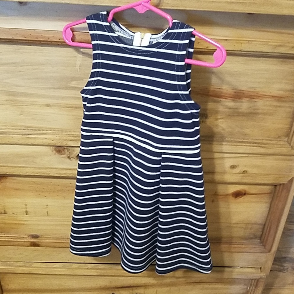 Girls Sail to Sable dress size 4